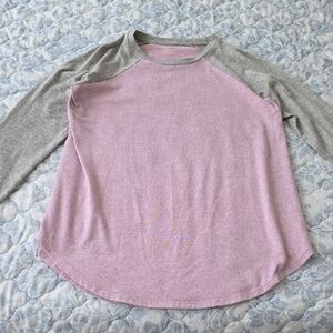 American Eagle Pink and Gray Women's Raglan Top